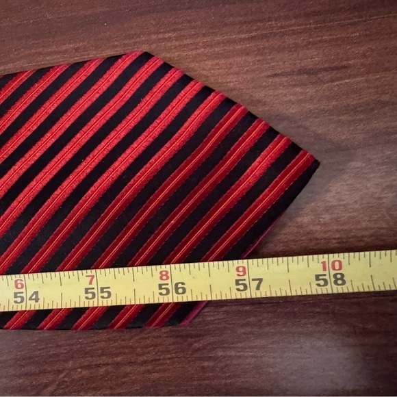 🍁SALE🍁PAUL DIONE Vintage Black and Red Stripes All Silk Necktie - Picture 9 of 9